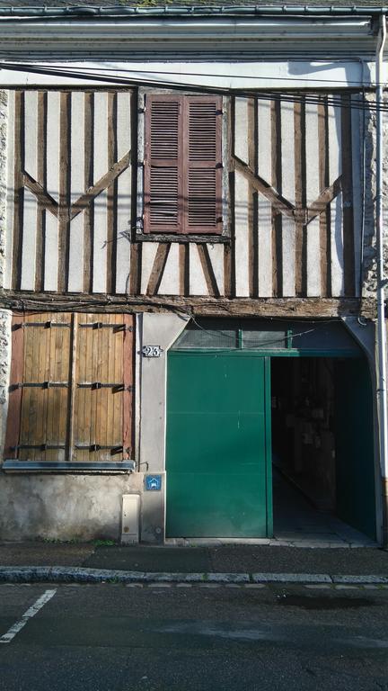 Апартаменты Le Nid Bord De La Loire Орлеан Экстерьер фото